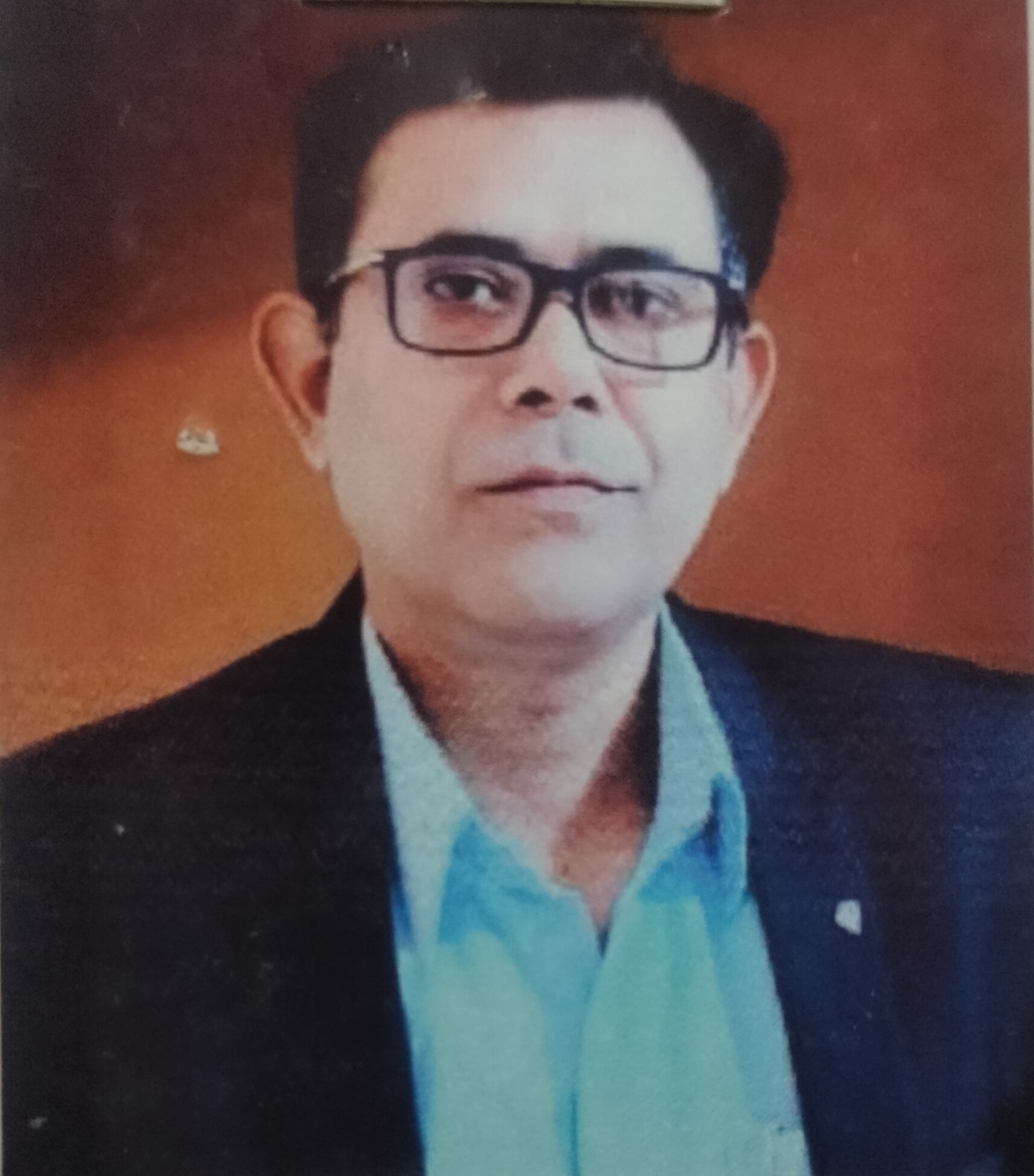 DR. LALENDRA kUMAR TIWARI